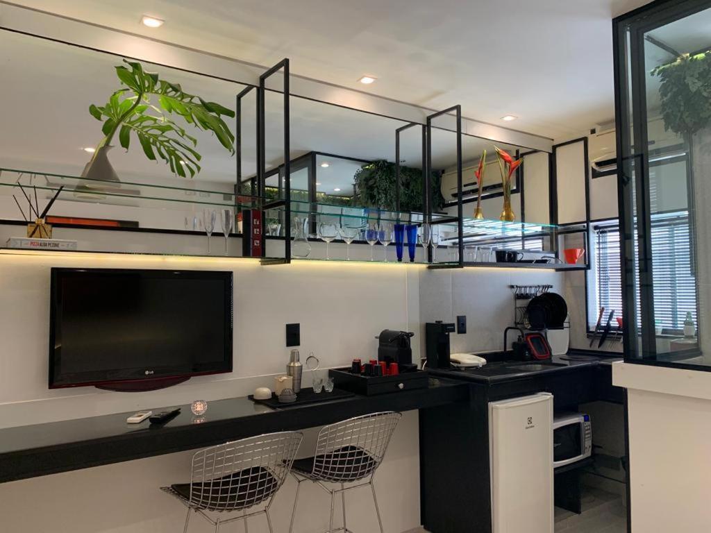 Real 072 - Studio De Luxo Com Hidromassagem Em Copacabana