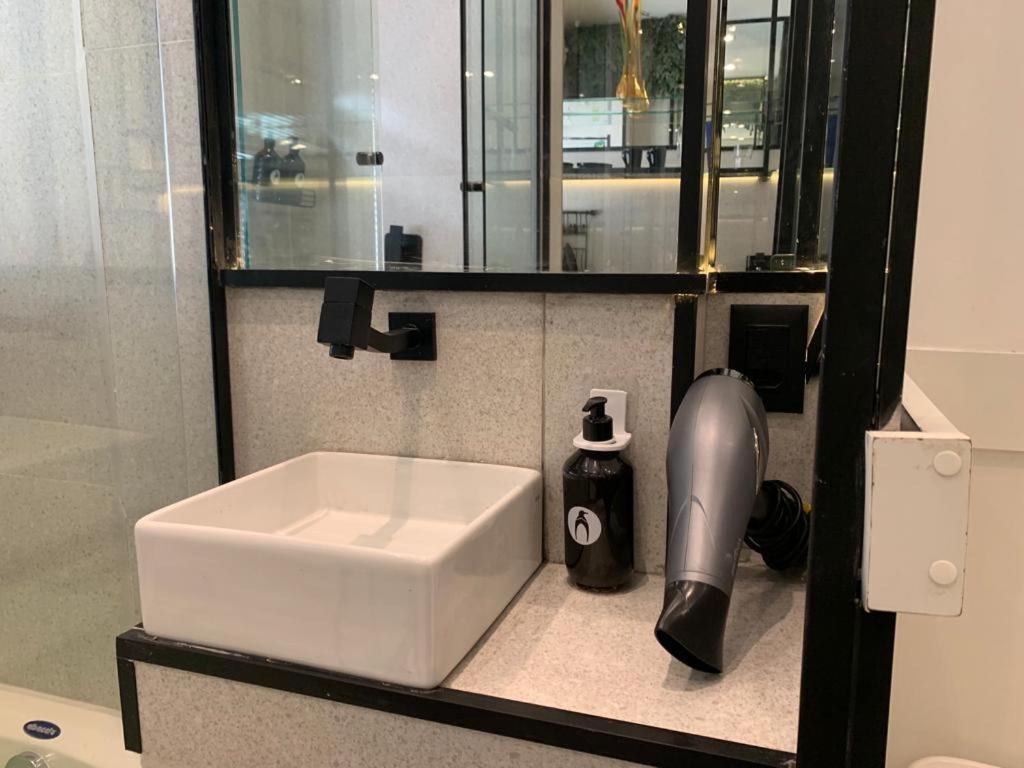 Real 072 - Studio De Luxo Com Hidromassagem Em Copacabana * Rio de Janeiro